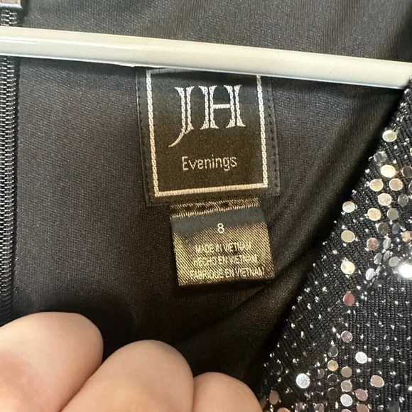 JH evenings‎ cold shoulder bling dress - Picture 12 of 15